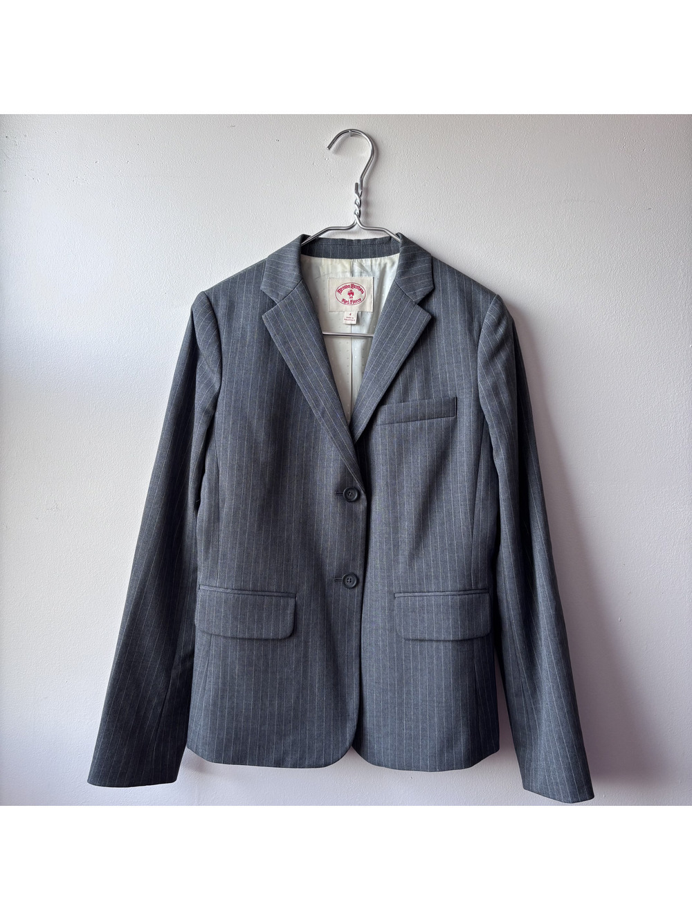 Brooks Brothers Red Fleece Women's Gray Pinstripe Suit Jacket Size 4